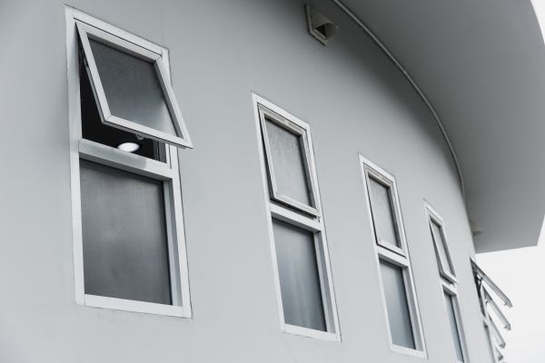 Cost of Awning Windows Installation in Edmonds