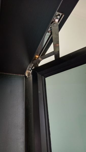 Cost of Pivot Window Replacement in Edmonds